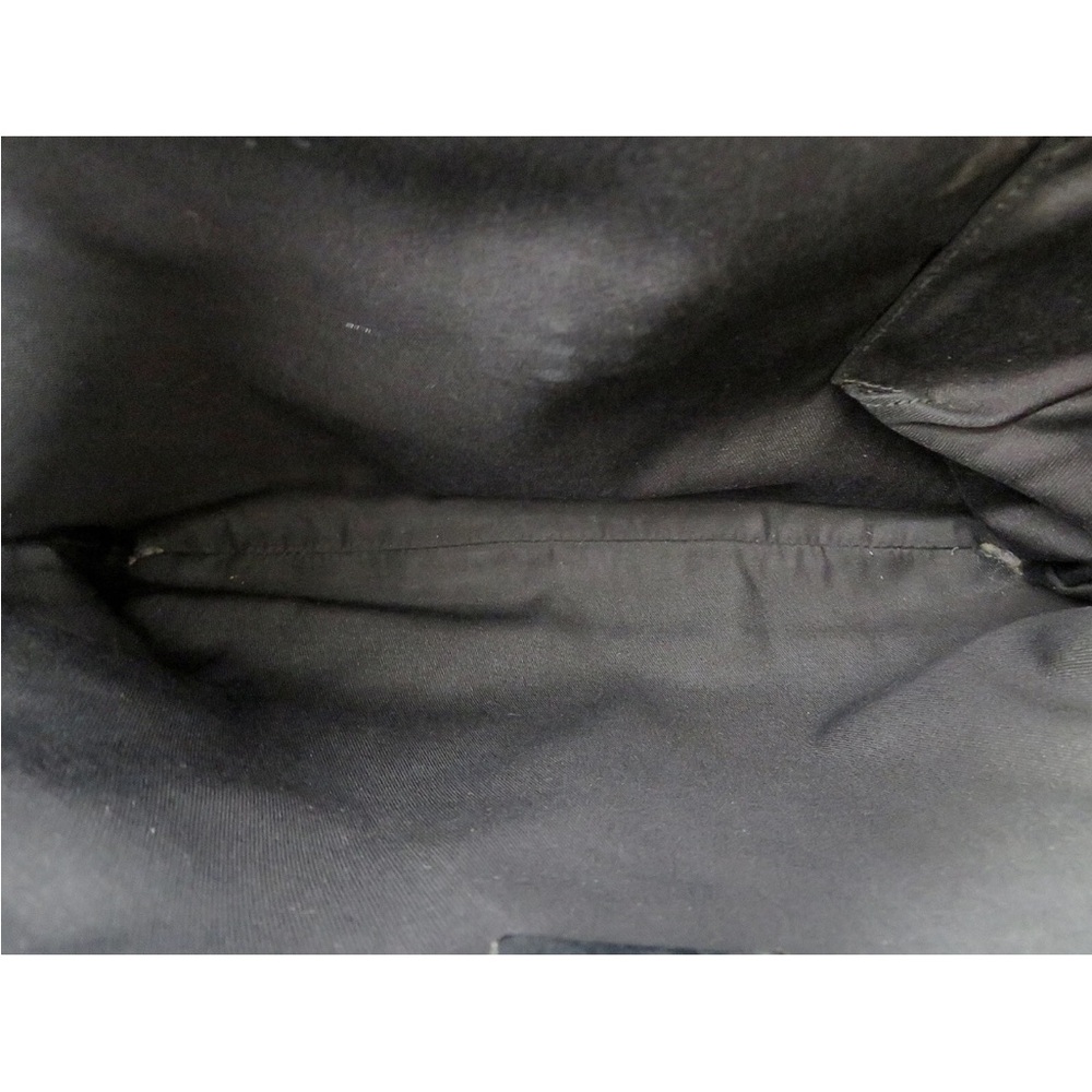 Gucci Black Messenger Bag - Picture 9 of 16